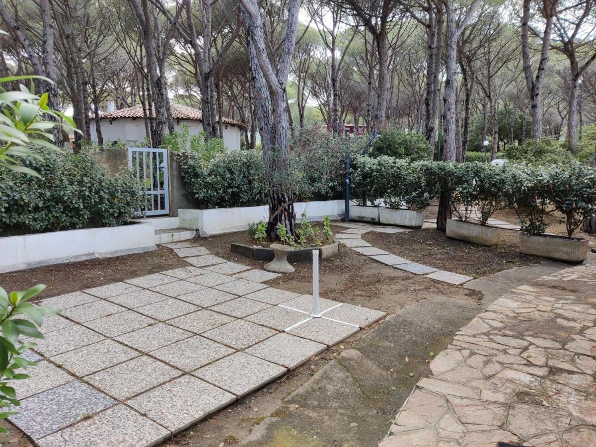 Rotonda Sul Mare Villa Budoni Exteriör bild