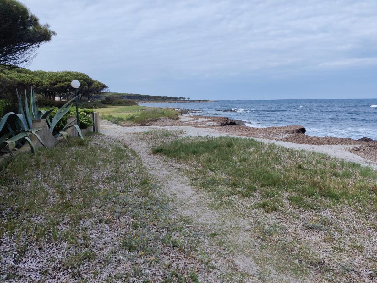 Rotonda Sul Mare Villa Budoni Exteriör bild